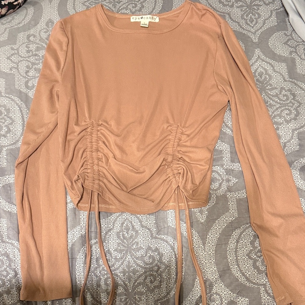 eye candy Long-Sleeve Ruched Tie-Front Top in Blush Tan